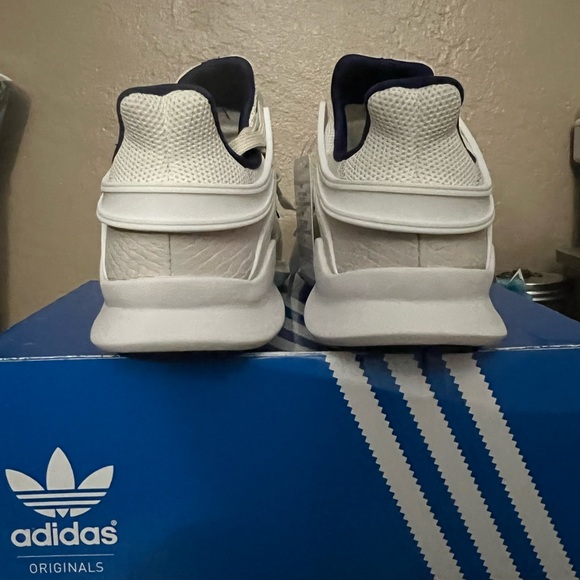 Brand new adidas! - Picture 6 of 6